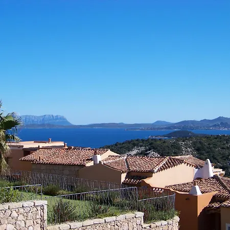 Vista Su Cala Di Volpe