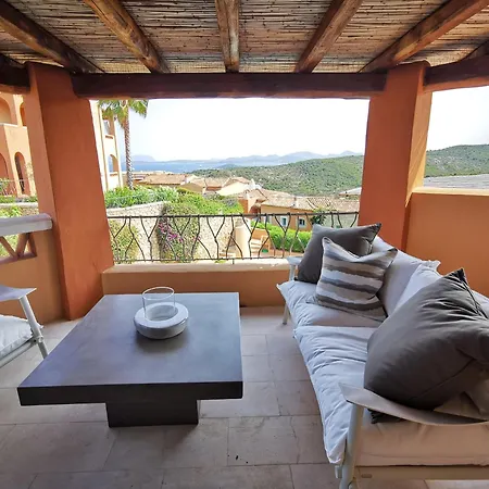 Vista Su Cala Di Volpe Holiday home